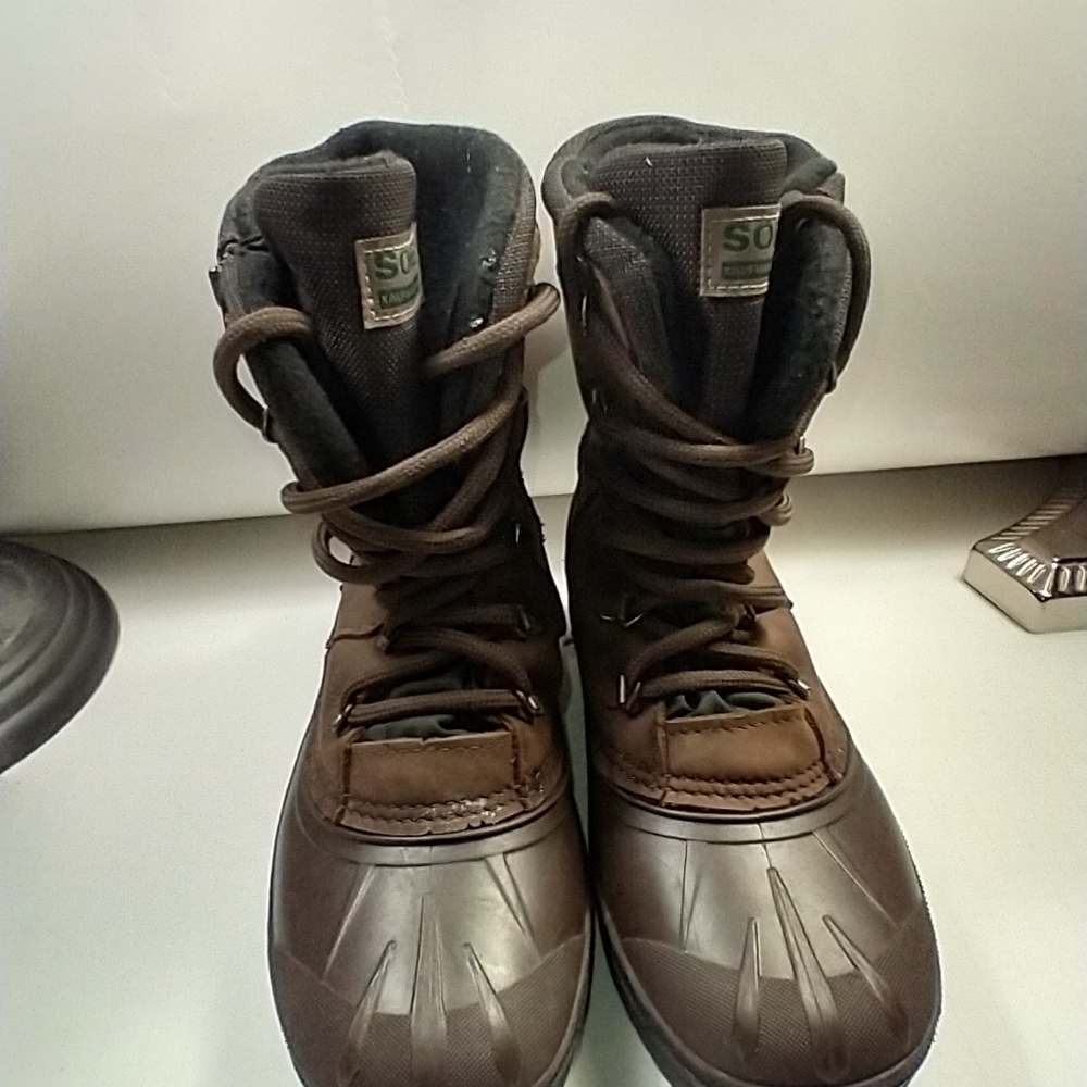 Sorel Kaufman Waterproof Snow Boots Women's sz 7. - Picture 2 of 9